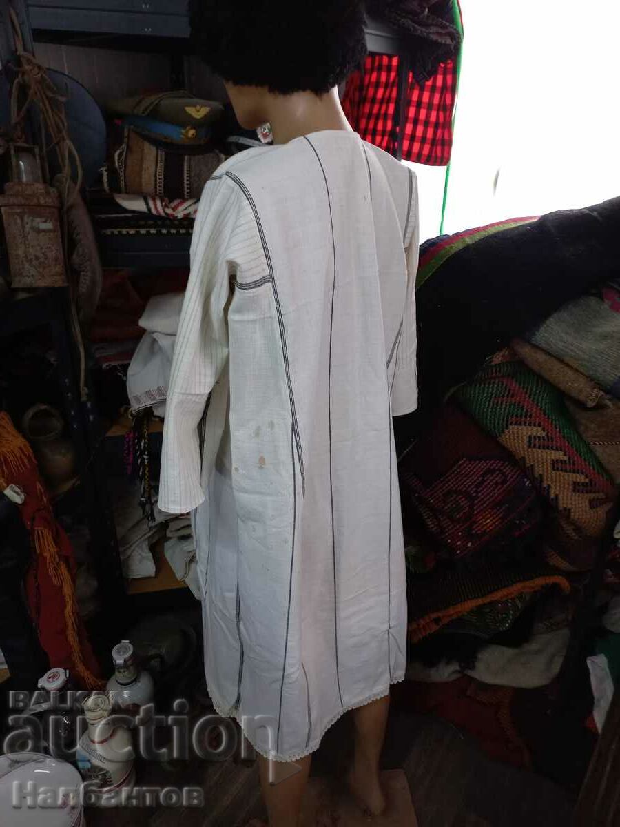 OLD THRACIAN WOMEN'S SHIRT WEAR with price 120.00 BGN | € 61.36 OLD THRACIAN WOMEN'S SHIRT WEAR with price 120.00 BGN | € 61.36