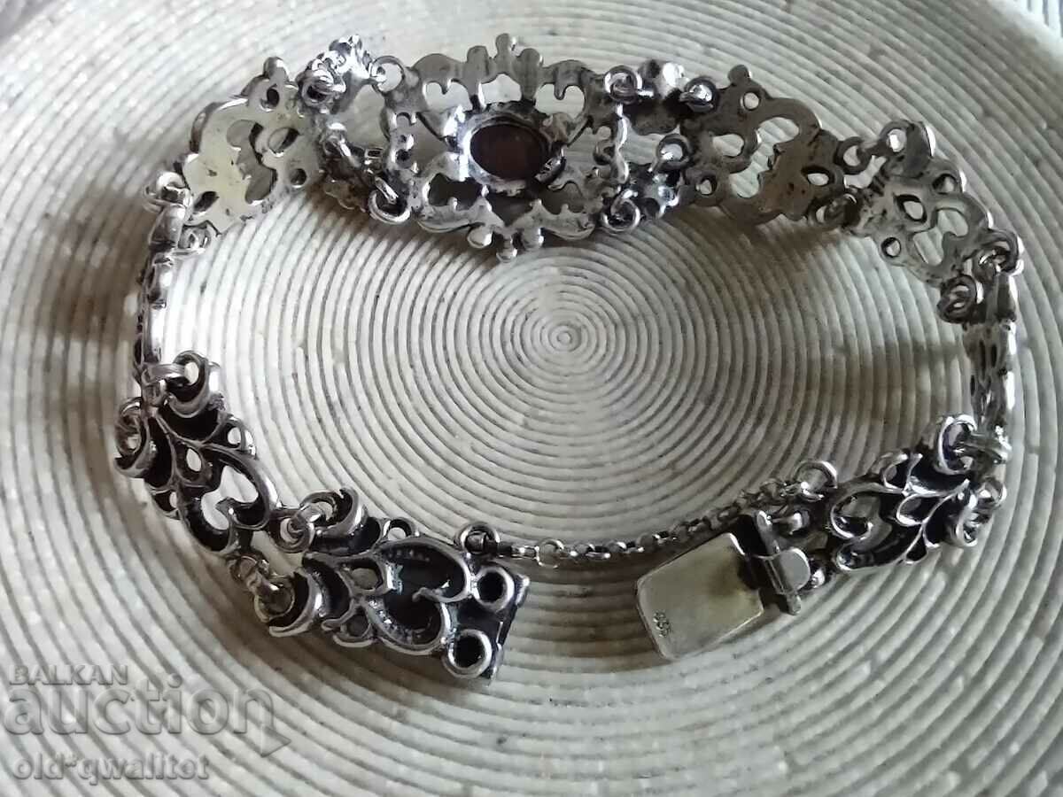 GORGEOUS jewelry BRACELET, Silver est. Garnet - 5