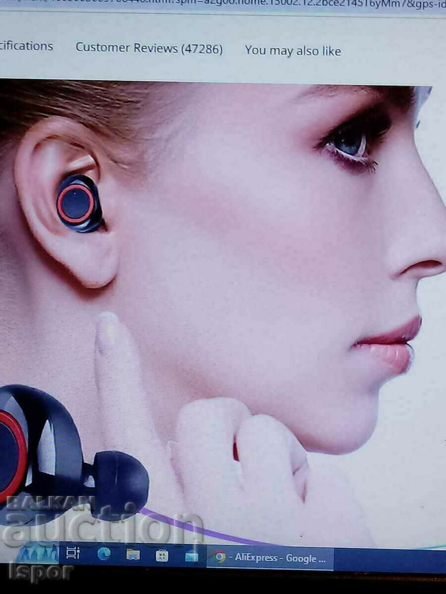 Livrarea Căști Bluetooth cu stație de încărcare Livrarea Căști Bluetooth cu stație de încărcare