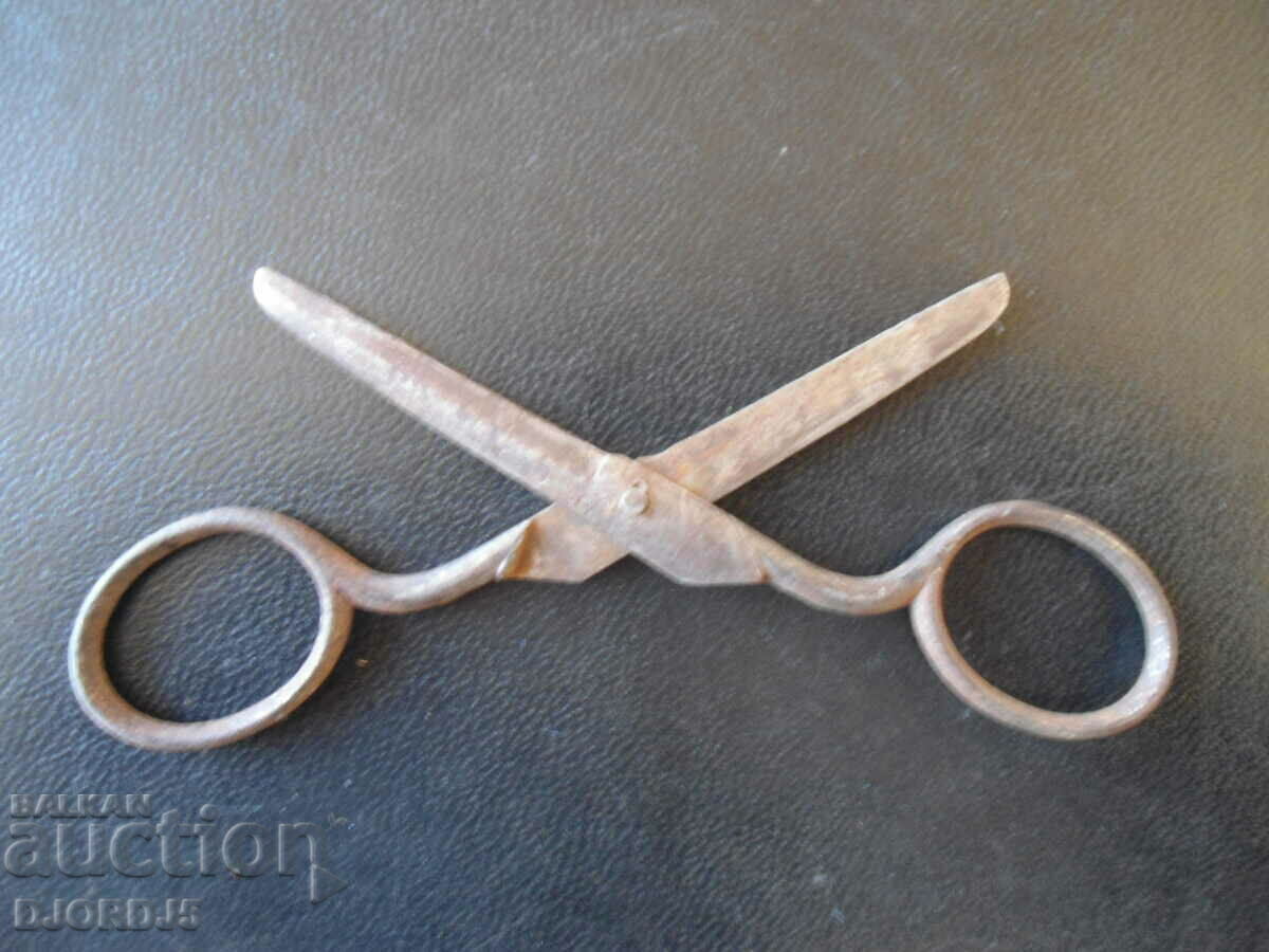 Old small scissors, marking with price 2.00 BGN | € 1.02 Old small scissors, marking with price 2.00 BGN | € 1.02