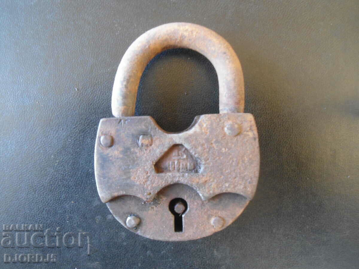 Old padlock, marking