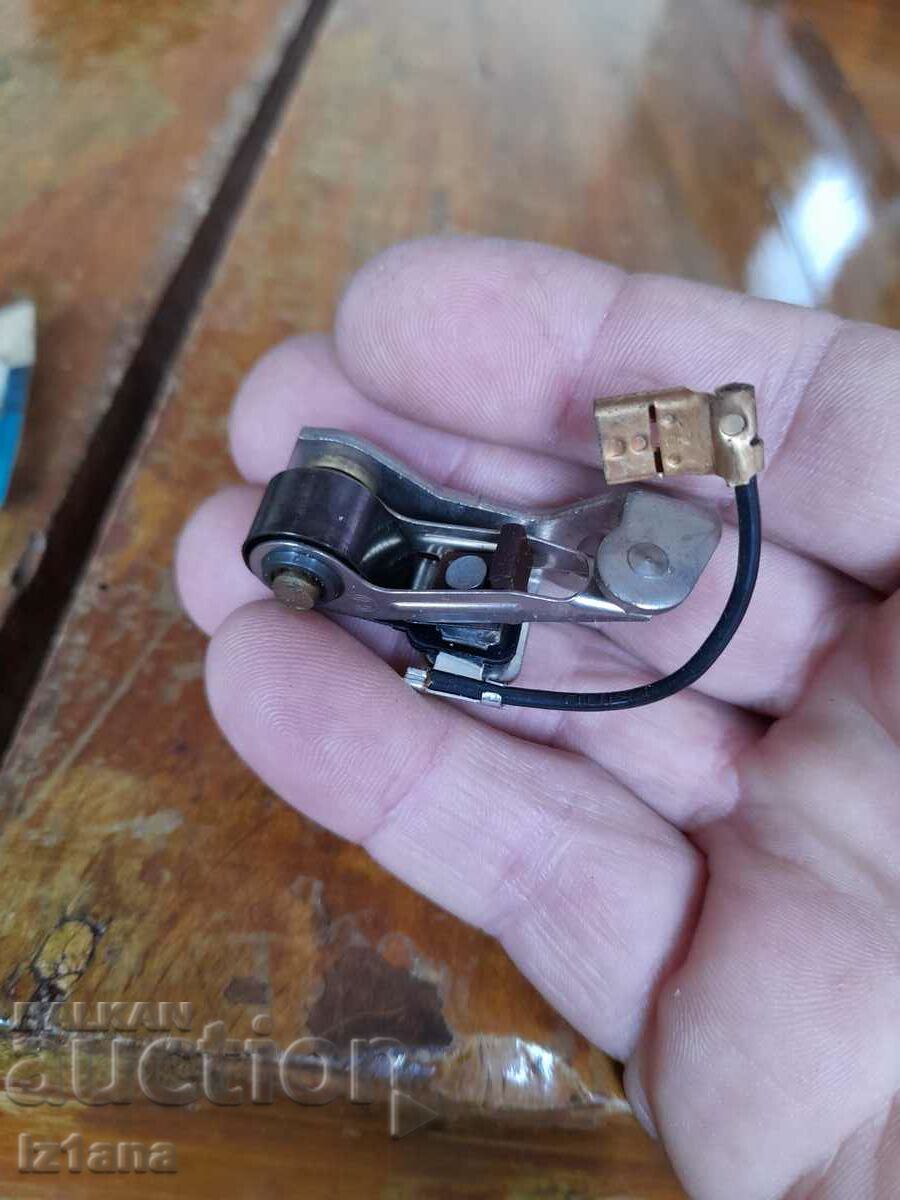 Auction Old breaker, Ford hammer Auction Old breaker, Ford hammer