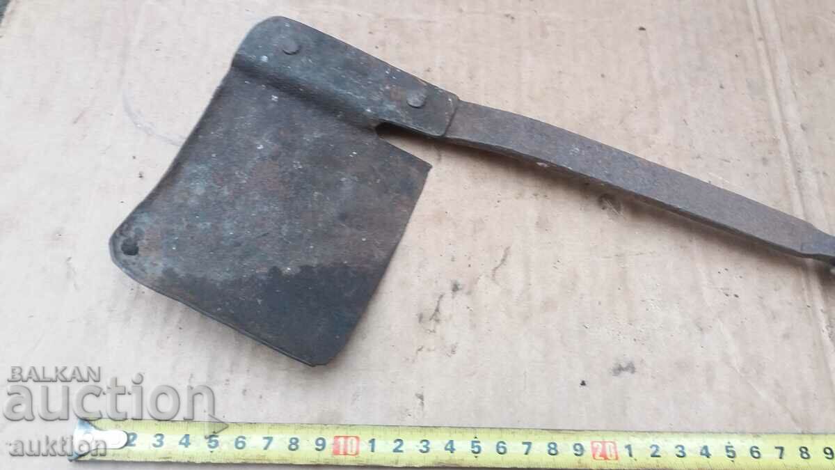 INTERESANT LAMA DE COPITA DE ANIMALE RENASTEREA - CUIT cu preț 11.99 BGN | € 6.13 INTERESANT LAMA DE COPITA DE ANIMALE RENASTEREA - CUIT cu preț 11.99 BGN | € 6.13