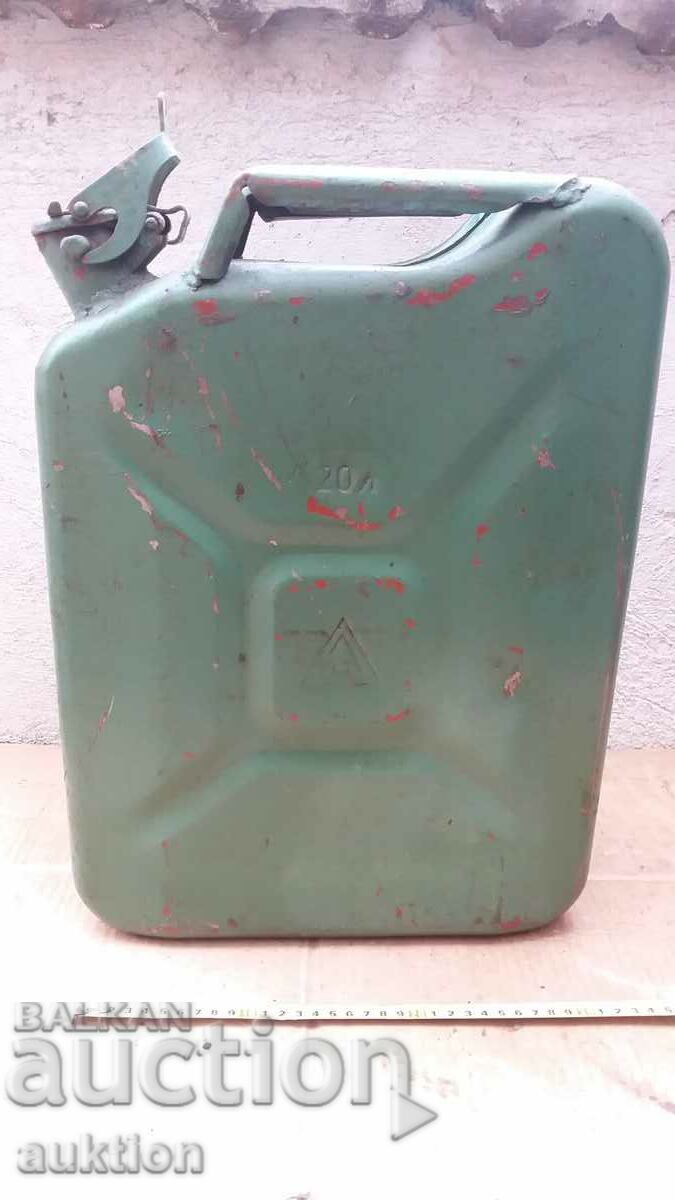 MASSIVE METAL MILITARY FUEL CAN - 20 LITERS