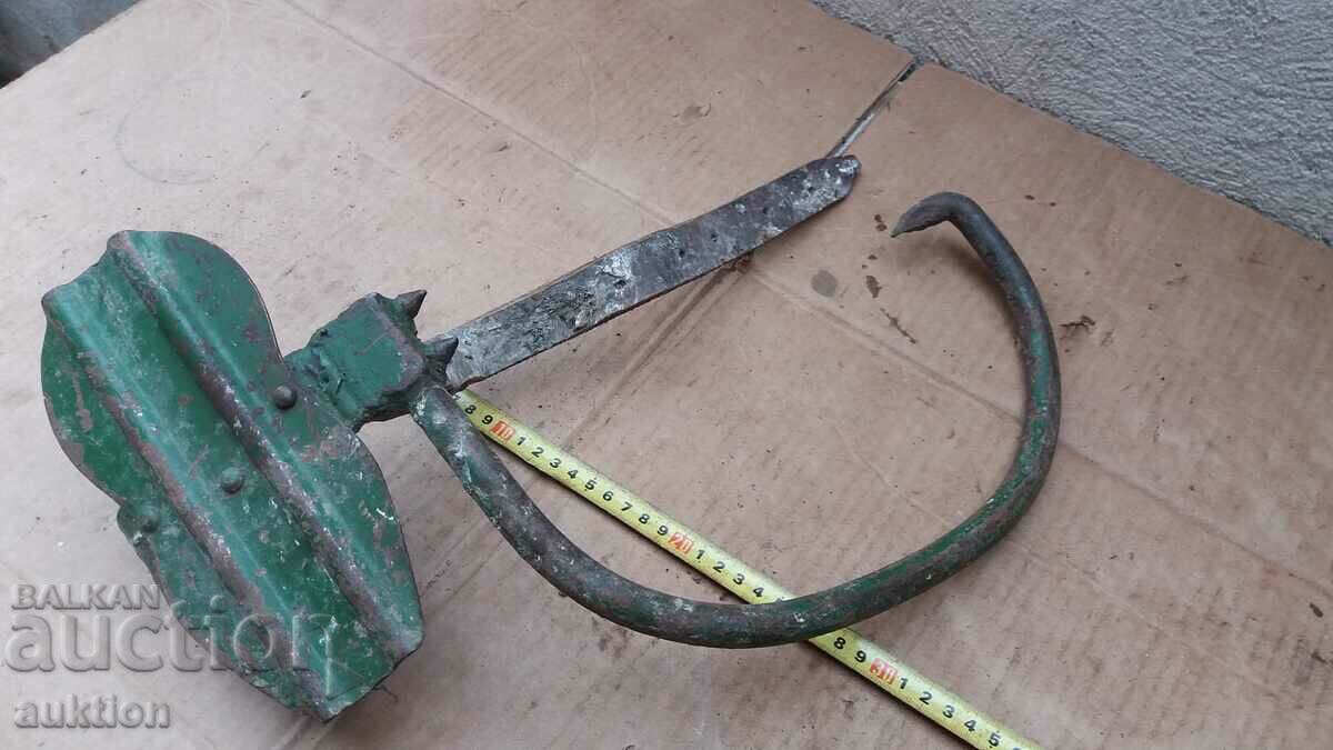 Old skate for climbing a pole - 7 Old skate for climbing a pole - 7