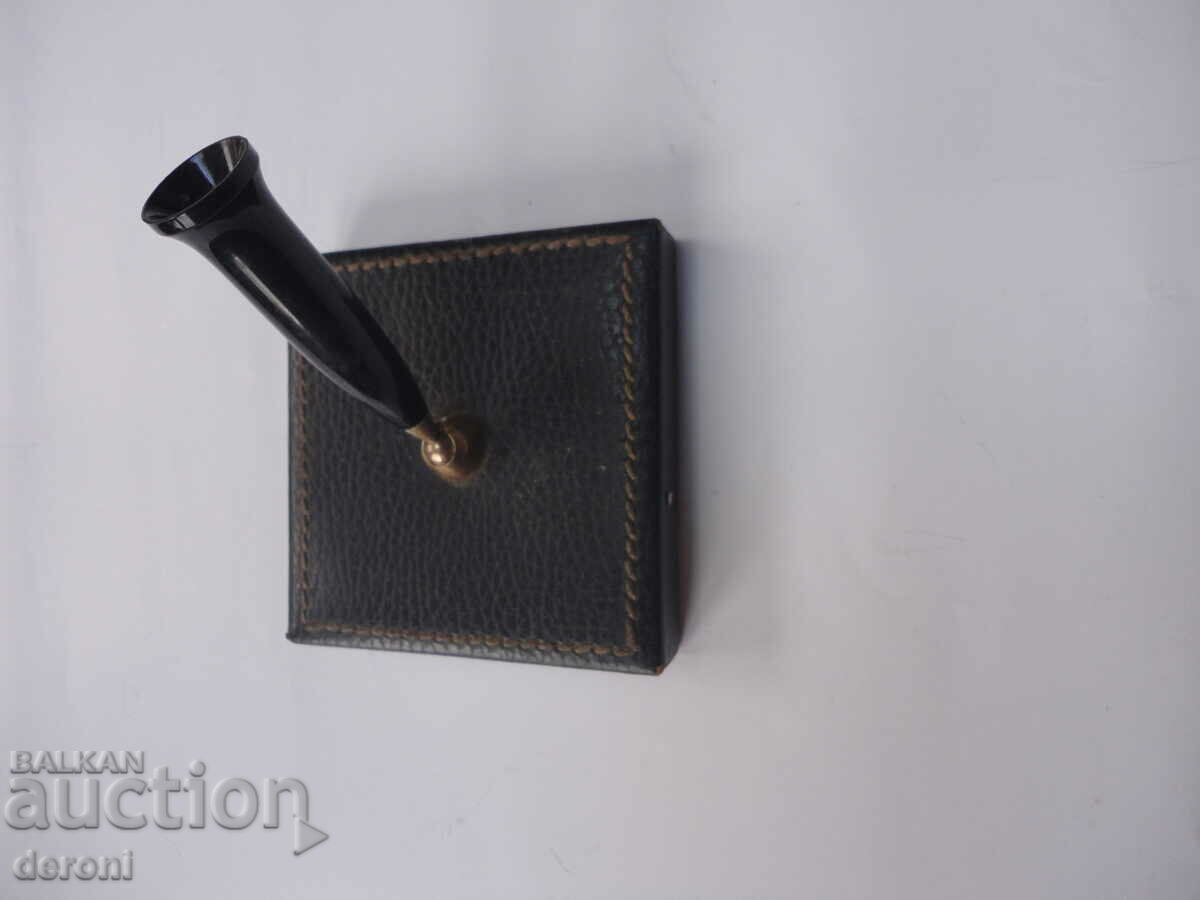 Pen holder with price 30.00 BGN | € 15.34 Pen holder with price 30.00 BGN | € 15.34