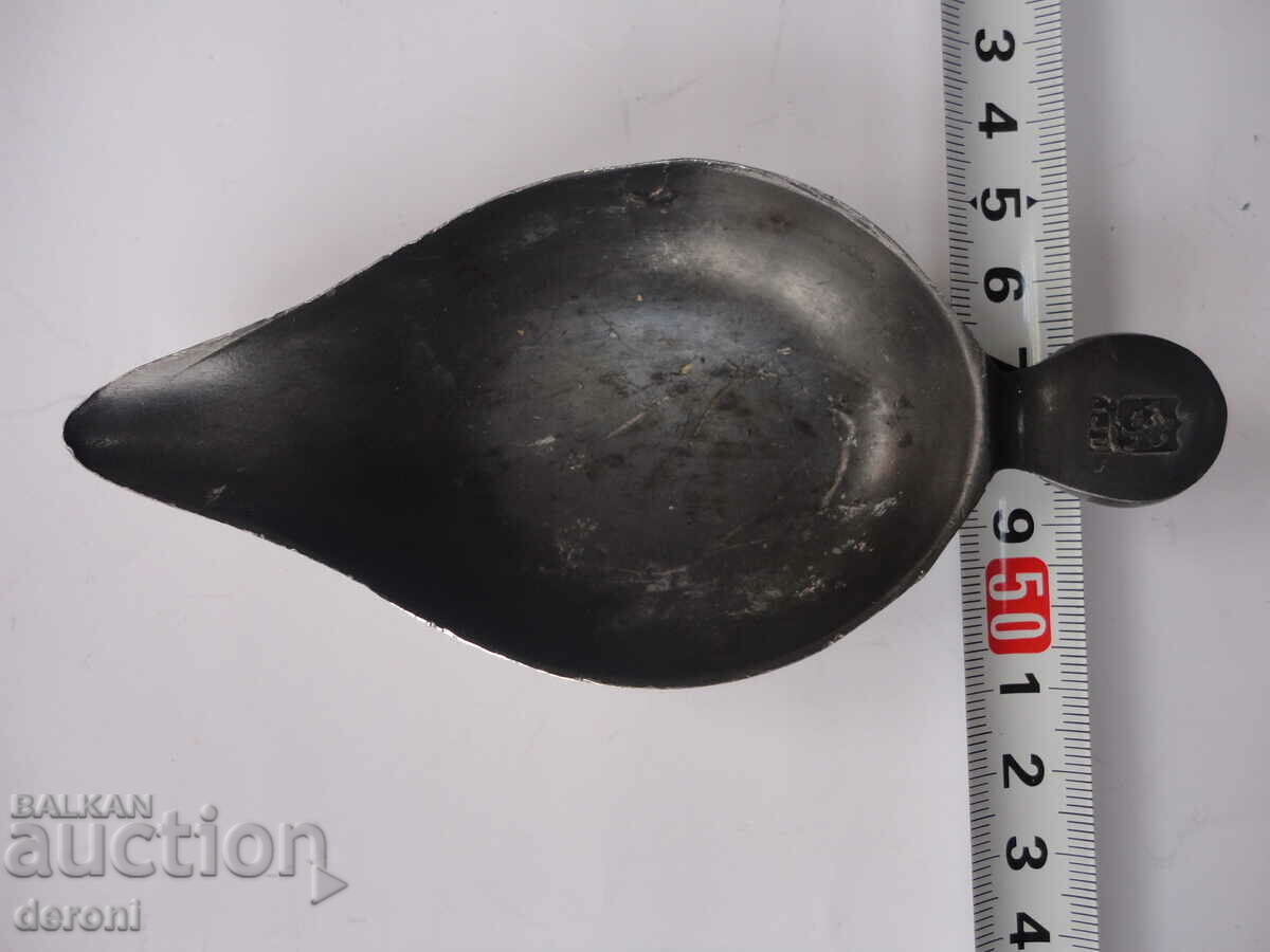 Antique ritual pewter bowl cup 19th century with price 35.00 BGN | € 17.90 Antique ritual pewter bowl cup 19th century with price 35.00 BGN | € 17.90
