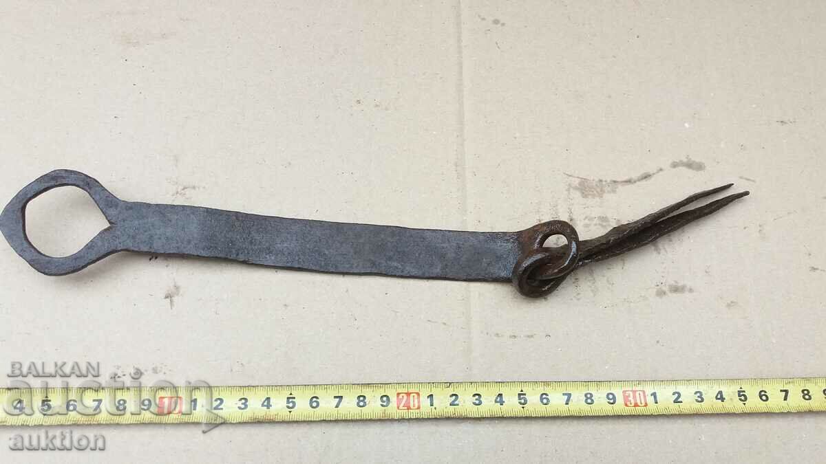 WROUGHT RENAISSANCE MANDALA, LOCK - 7 WROUGHT RENAISSANCE MANDALA, LOCK - 7