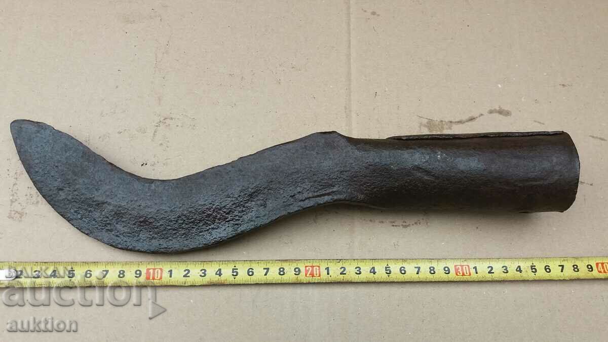 FORGED RENAISSANCE SOLID TARPAN, SCAWER, AX, SATURN - 6 FORGED RENAISSANCE SOLID TARPAN, SCAWER, AX, SATURN - 6