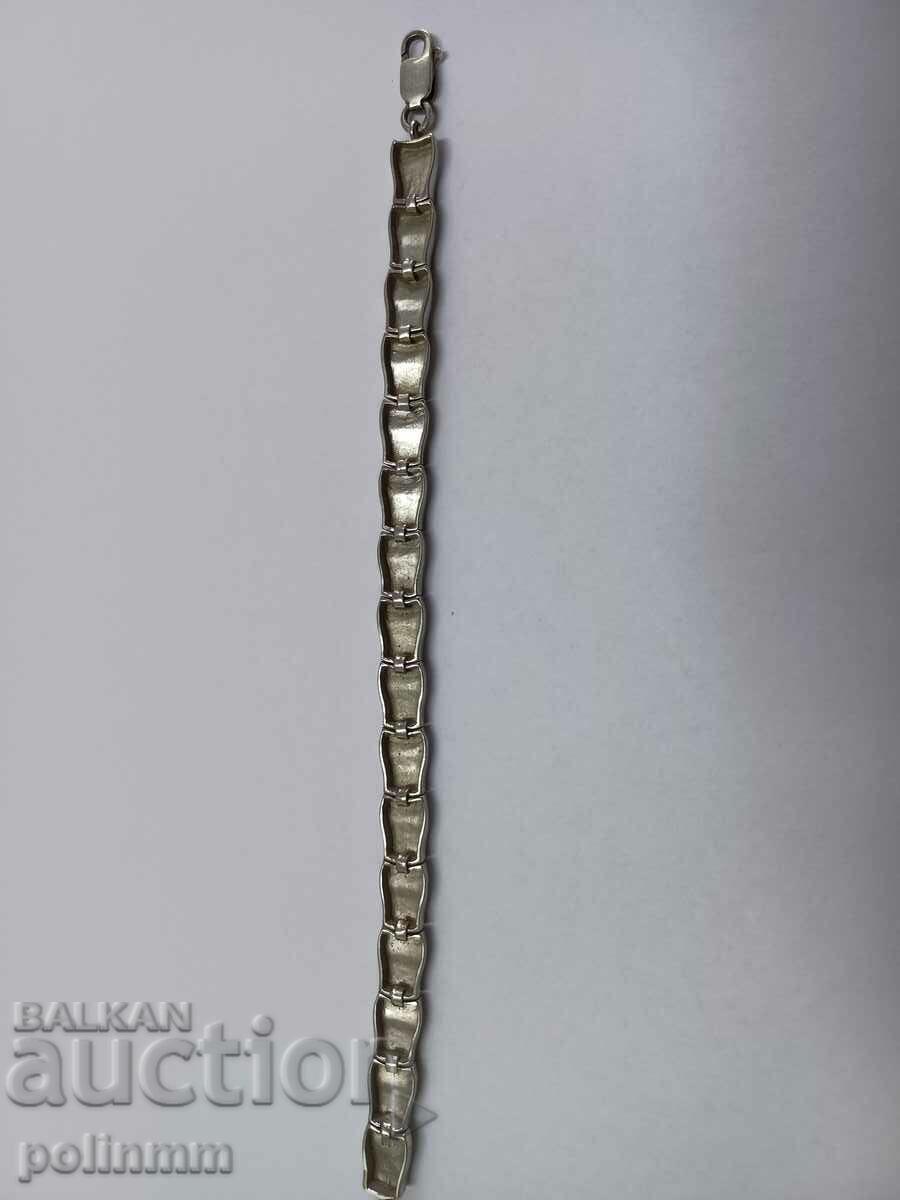 Delivery of Women's silver bracelet - 42