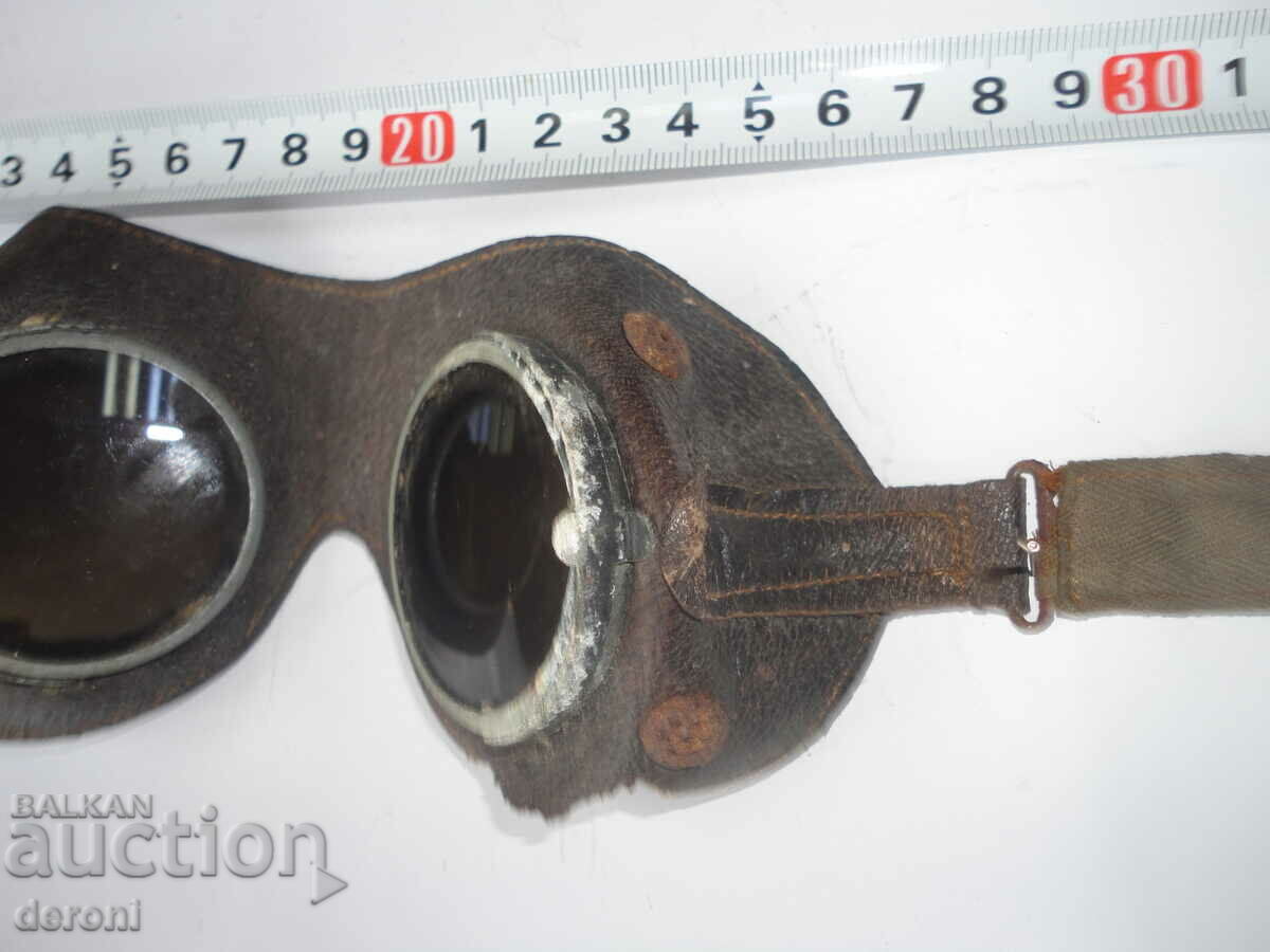 WW2 German Moto Pilot Glasses with price 190.00 BGN | € 97.15 WW2 German Moto Pilot Glasses with price 190.00 BGN | € 97.15