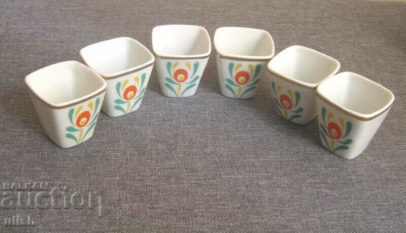 Ουγγαρία HOLLOHAZA σετ 6 πορσελάνινων ποτηριών κουτί - 6 Ουγγαρία HOLLOHAZA σετ 6 πορσελάνινων ποτηριών κουτί - 6