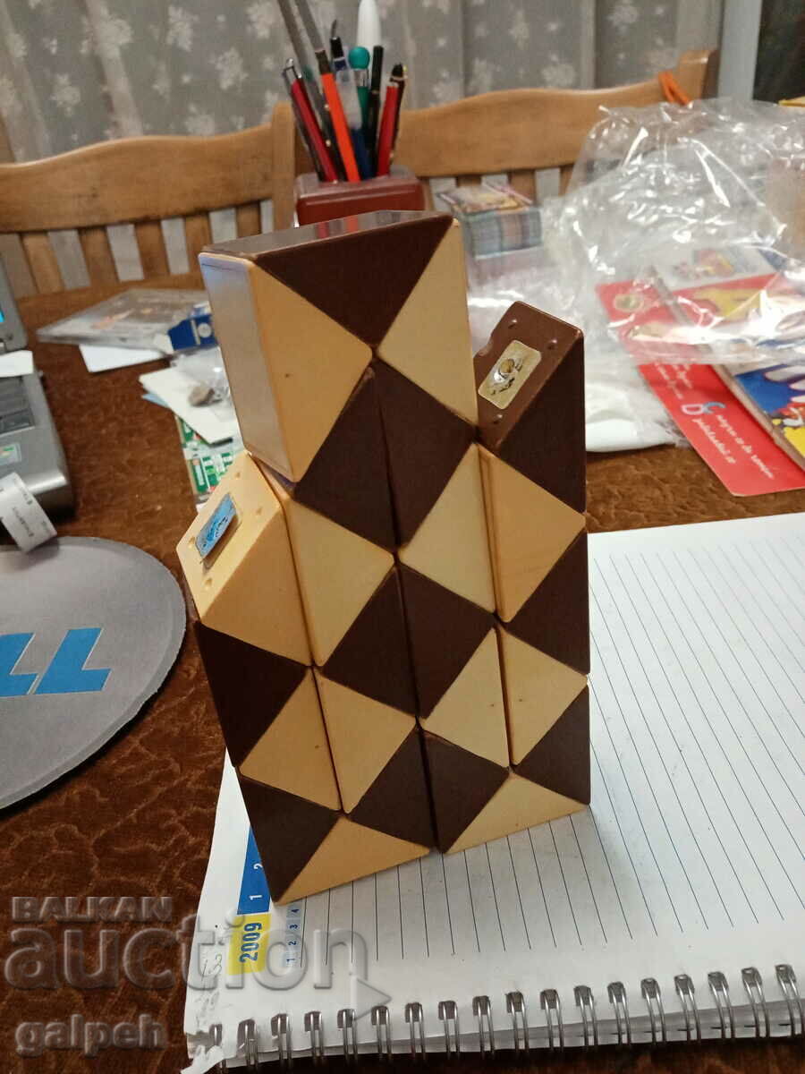 Delivery of SNAKE PUZZLE Delivery of SNAKE PUZZLE