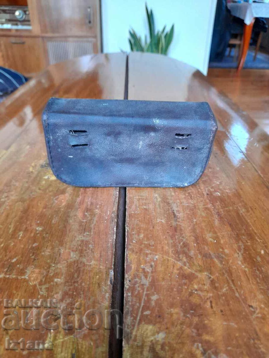 Delivery of Old bicycle bag, bicycle