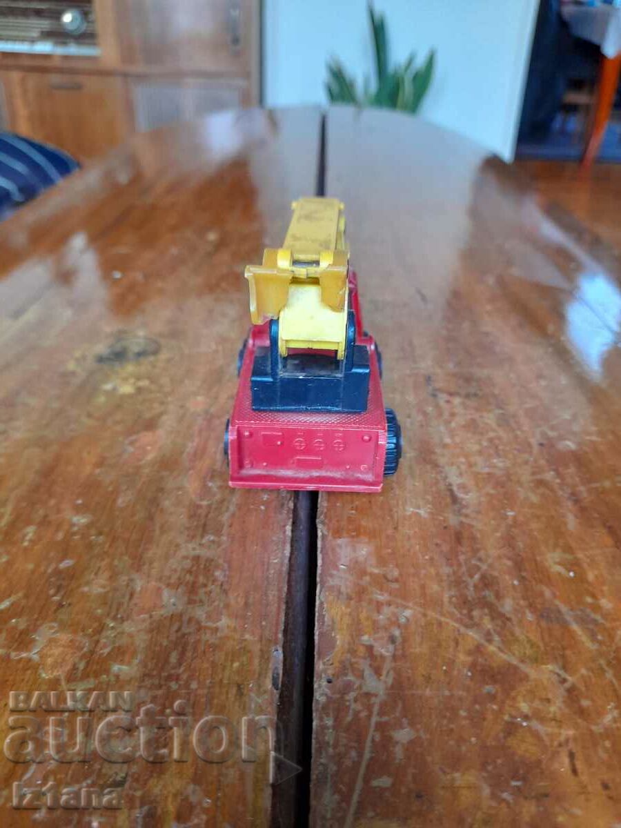 Delivery of Old Micro Truck Delivery of Old Micro Truck