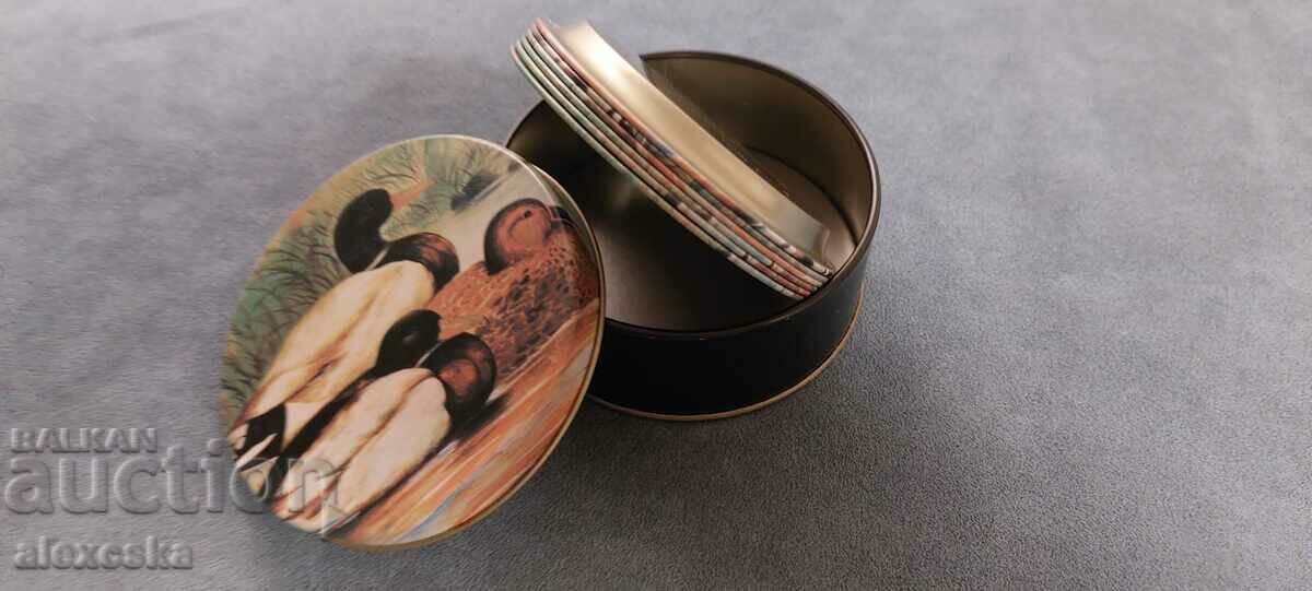 Metal cup holders - 6 Metal cup holders - 6