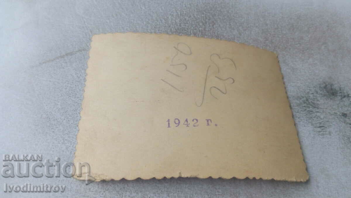 Photo Sofia Three students on a walk along Tsaria 1942 with price 2.45 BGN | € 1.25 Photo Sofia Three students on a walk along Tsaria 1942 with price 2.45 BGN | € 1.25