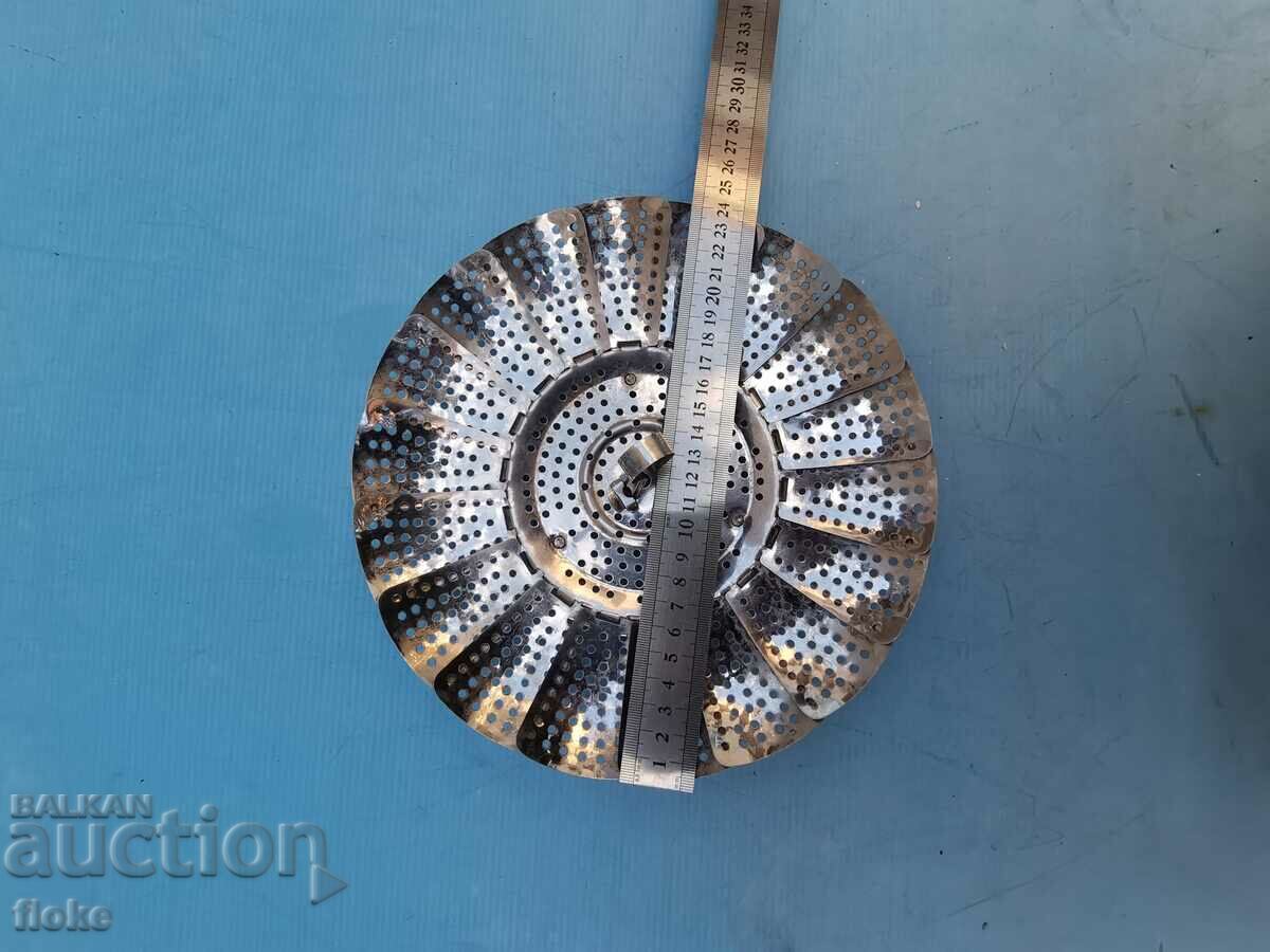 Delivery of Old metal fruit bowl Delivery of Old metal fruit bowl