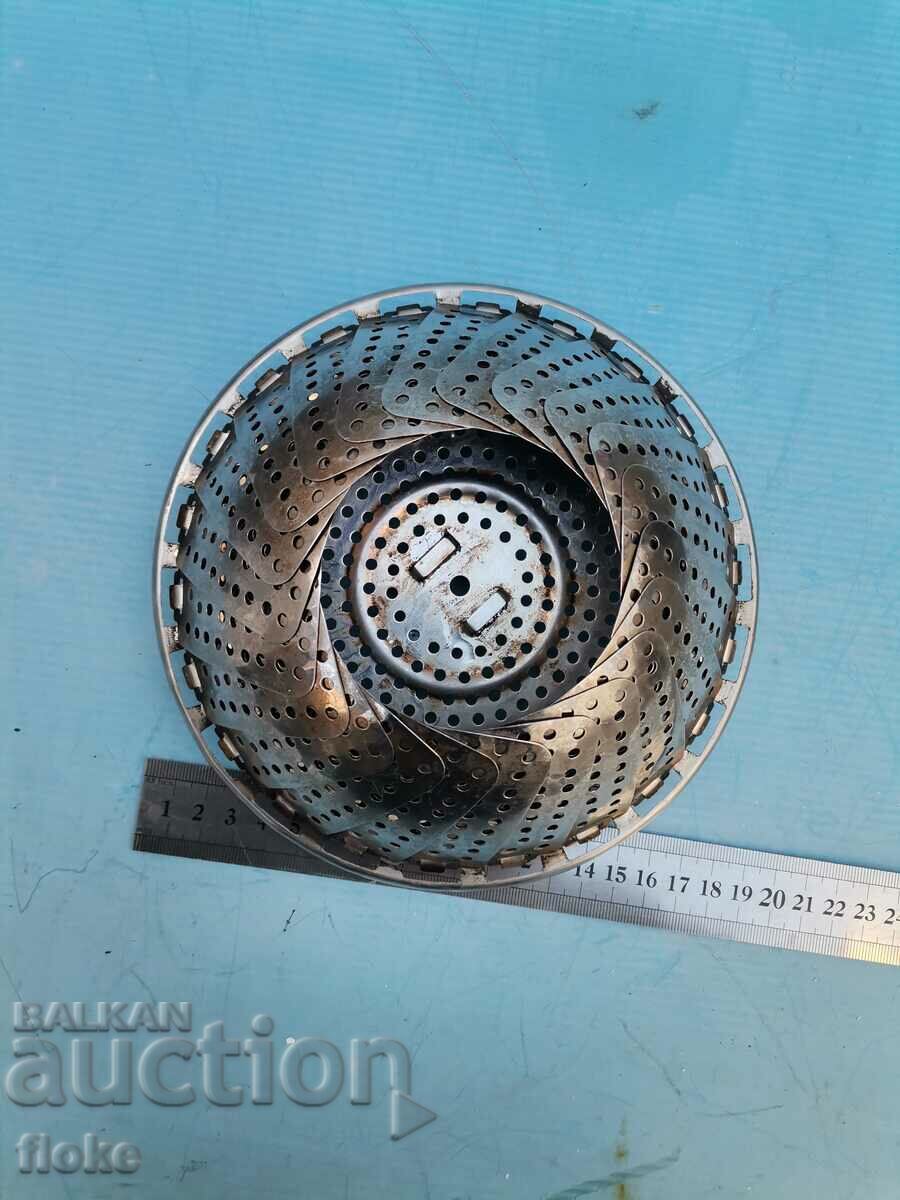 Livrarea Fructeier vechi din metal Livrarea Fructeier vechi din metal