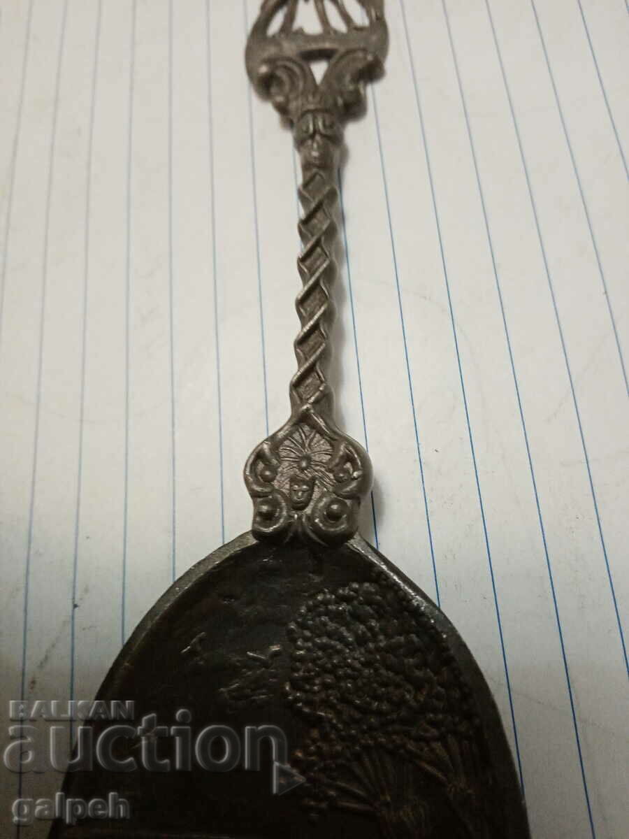 Доставка на ЛЪЖИЦА КОЛЕКЦИОННА