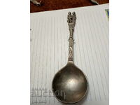COLLECTIBLE SPOON