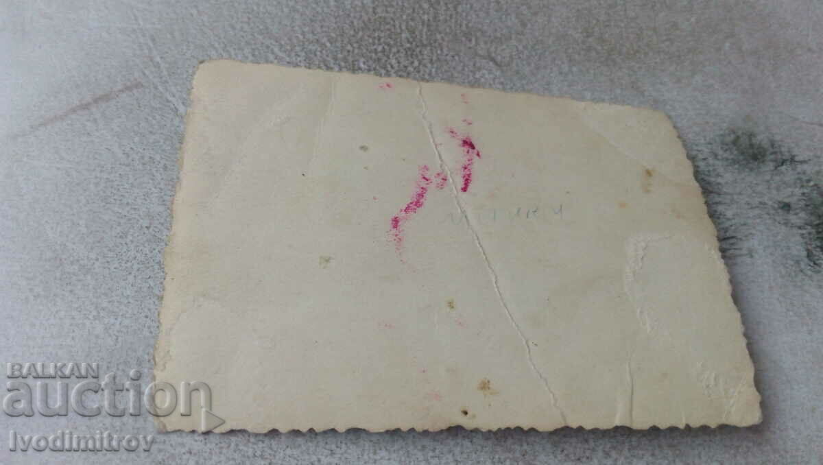 Photo Four women in the field with price 0.75 BGN | € 0.38 Photo Four women in the field with price 0.75 BGN | € 0.38