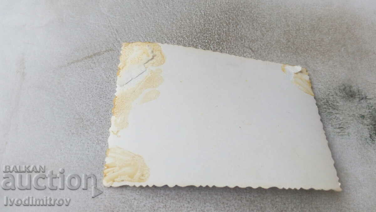 Photo Two women in the yard with price 0.75 BGN | € 0.38 Photo Two women in the yard with price 0.75 BGN | € 0.38