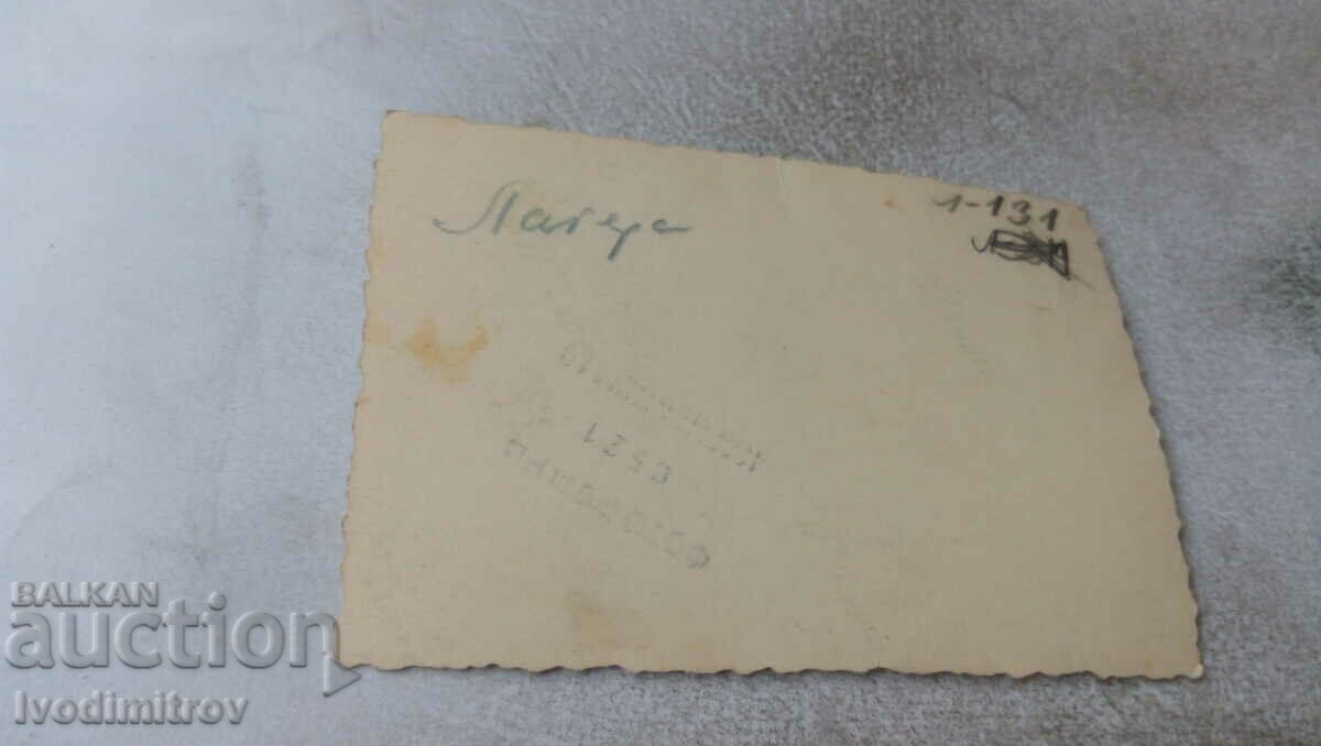 Φωτογραφία Αξιωματικοί και στρατιώτες στο Στρατόπεδο με τιμή 1.45 BGN | € 0.74 Φωτογραφία Αξιωματικοί και στρατιώτες στο Στρατόπεδο με τιμή 1.45 BGN | € 0.74