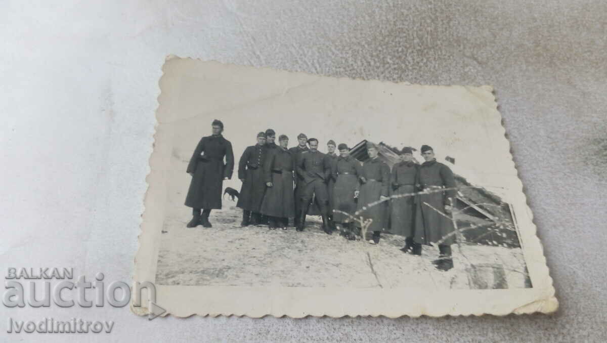 Φωτογραφία Αξιωματικοί και στρατιώτες το χειμώνα