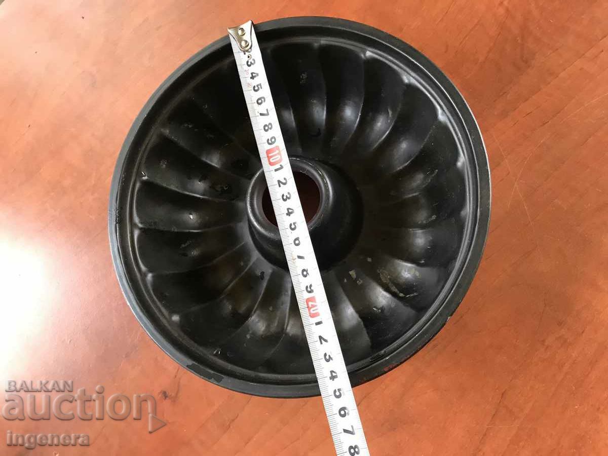 Παράδοση ΜΕΤΑΛΛΙΚΗ ΦΟΡΜΑ ΚΕΙΚ Παράδοση ΜΕΤΑΛΛΙΚΗ ΦΟΡΜΑ ΚΕΙΚ