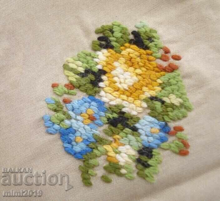 Old tablecloth, hand embroidered with lace - 5 Old tablecloth, hand embroidered with lace - 5