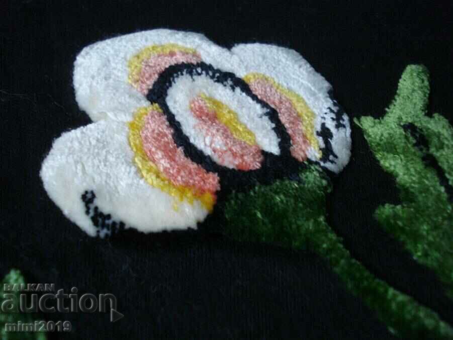 Old cushion cover with faded embroidery - 5 Old cushion cover with faded embroidery - 5