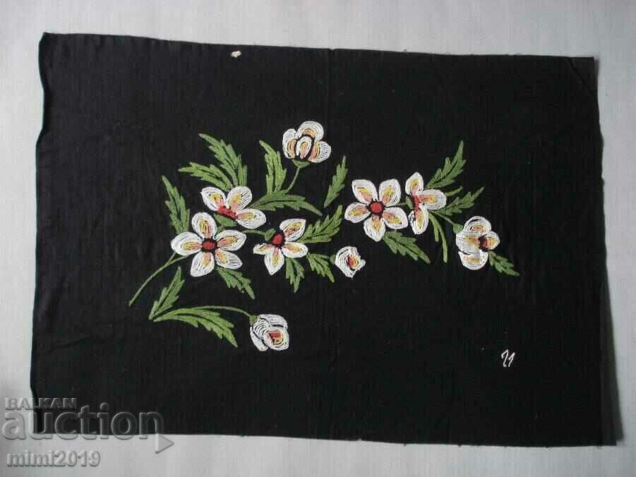 Old cushion cover with faded embroidery - 7 Old cushion cover with faded embroidery - 7