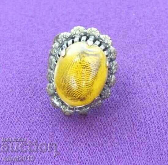 Δαχτυλίδι γριάς με κεχριμπάρι με τιμή 29.00 BGN | € 14.83 Δαχτυλίδι γριάς με κεχριμπάρι με τιμή 29.00 BGN | € 14.83