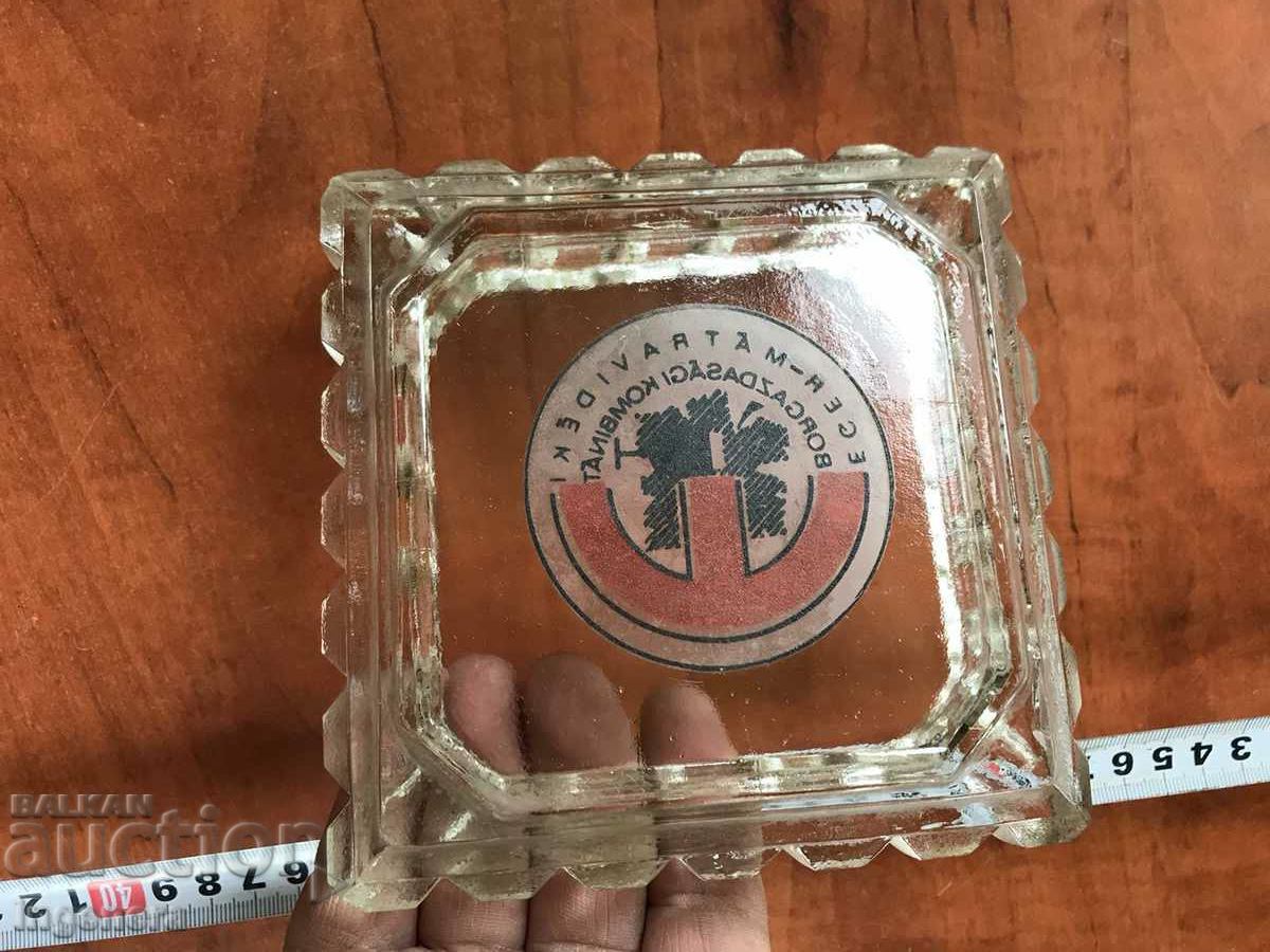 Auction ASHTRAY GLASS THICK-WALLED RELIEF Auction ASHTRAY GLASS THICK-WALLED RELIEF