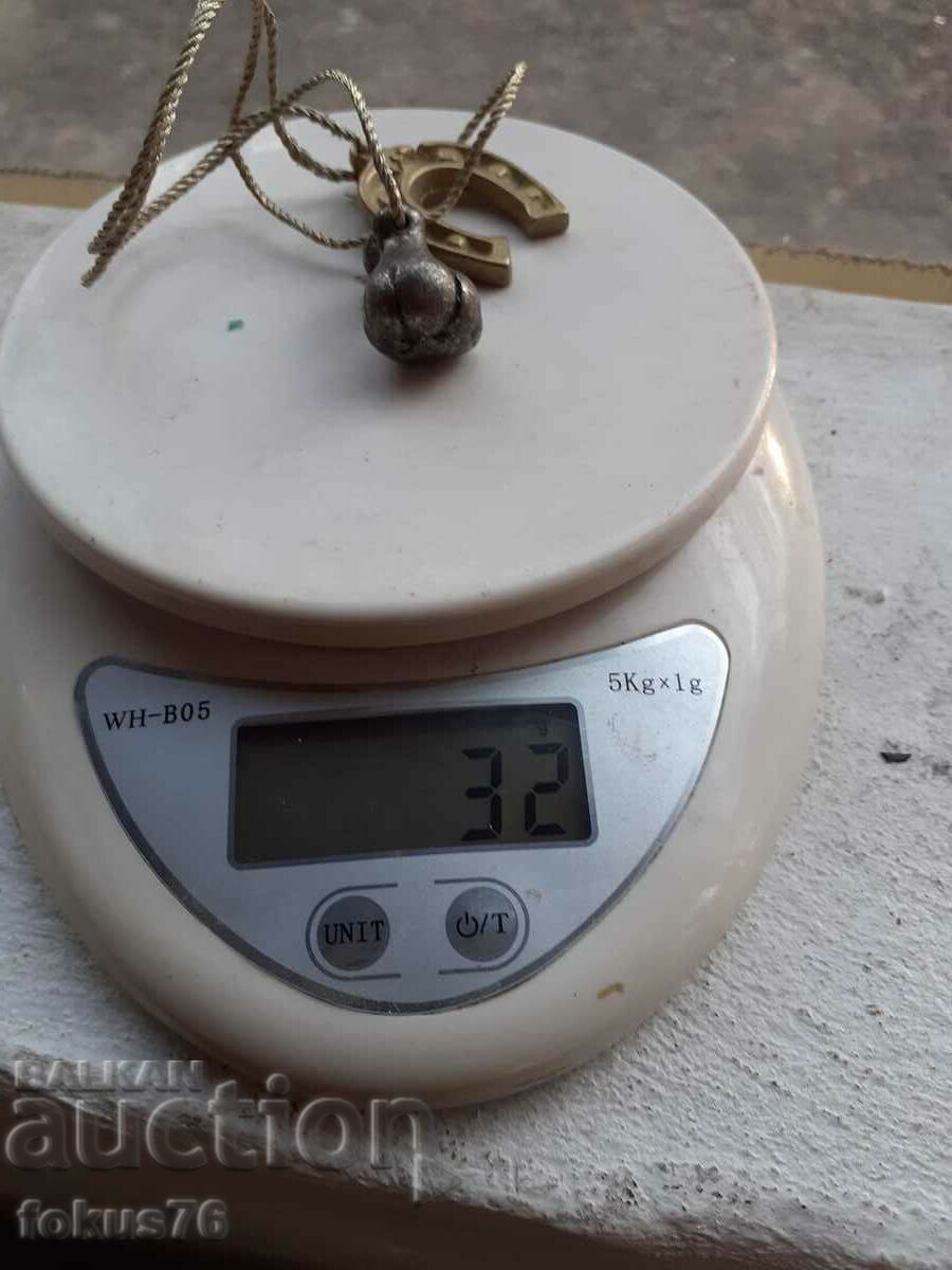 Miniature bronze horseshoe with weight - 5 Miniature bronze horseshoe with weight - 5