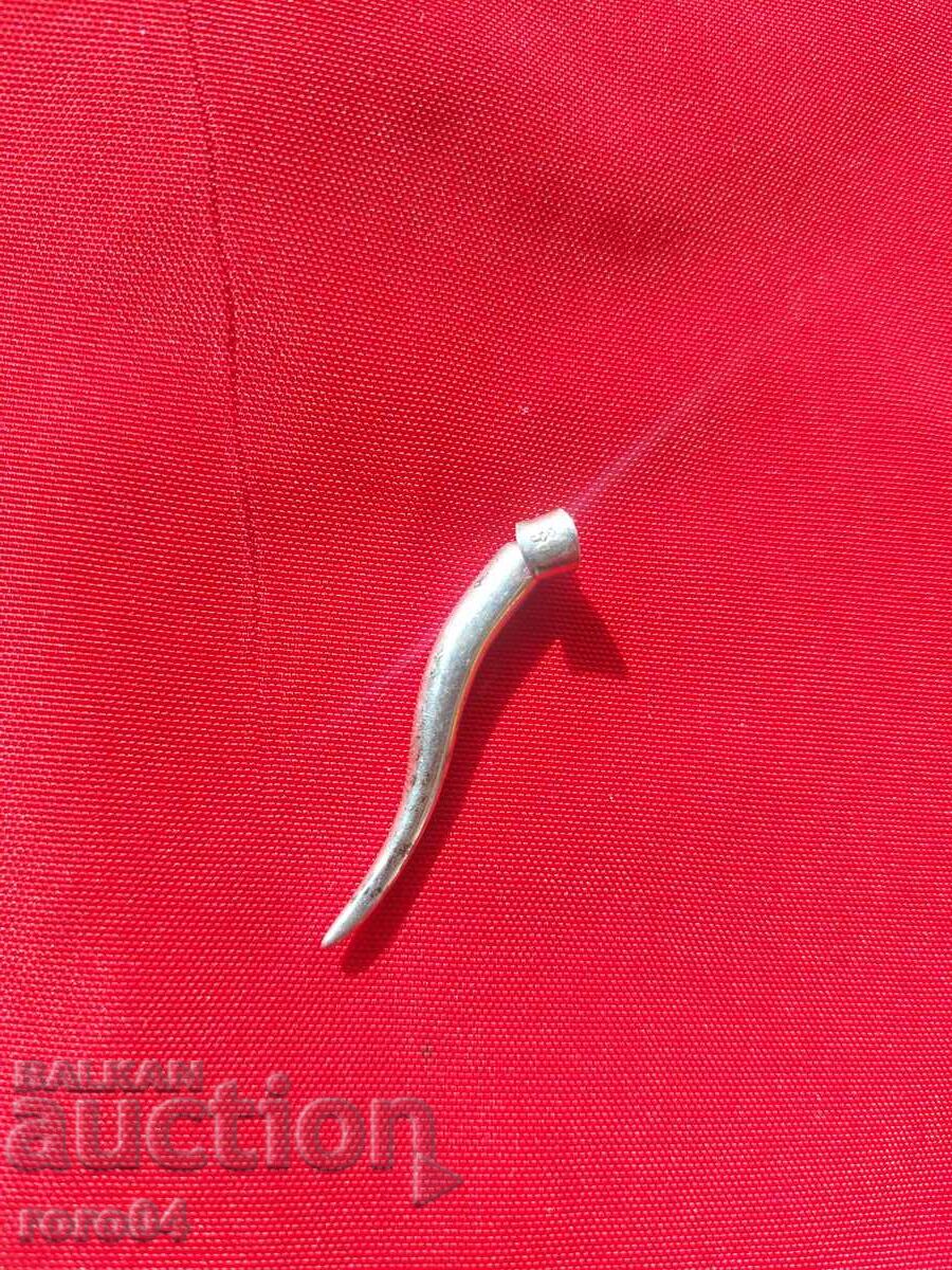 Auction SILVER PENDANT - 925 Auction SILVER PENDANT - 925