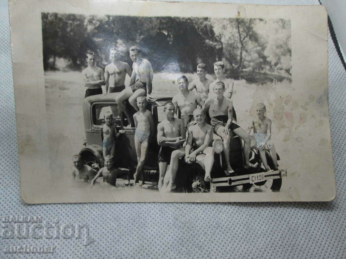 OLD ROYAL PHOTO - CAR, YOUTH CAR - 5