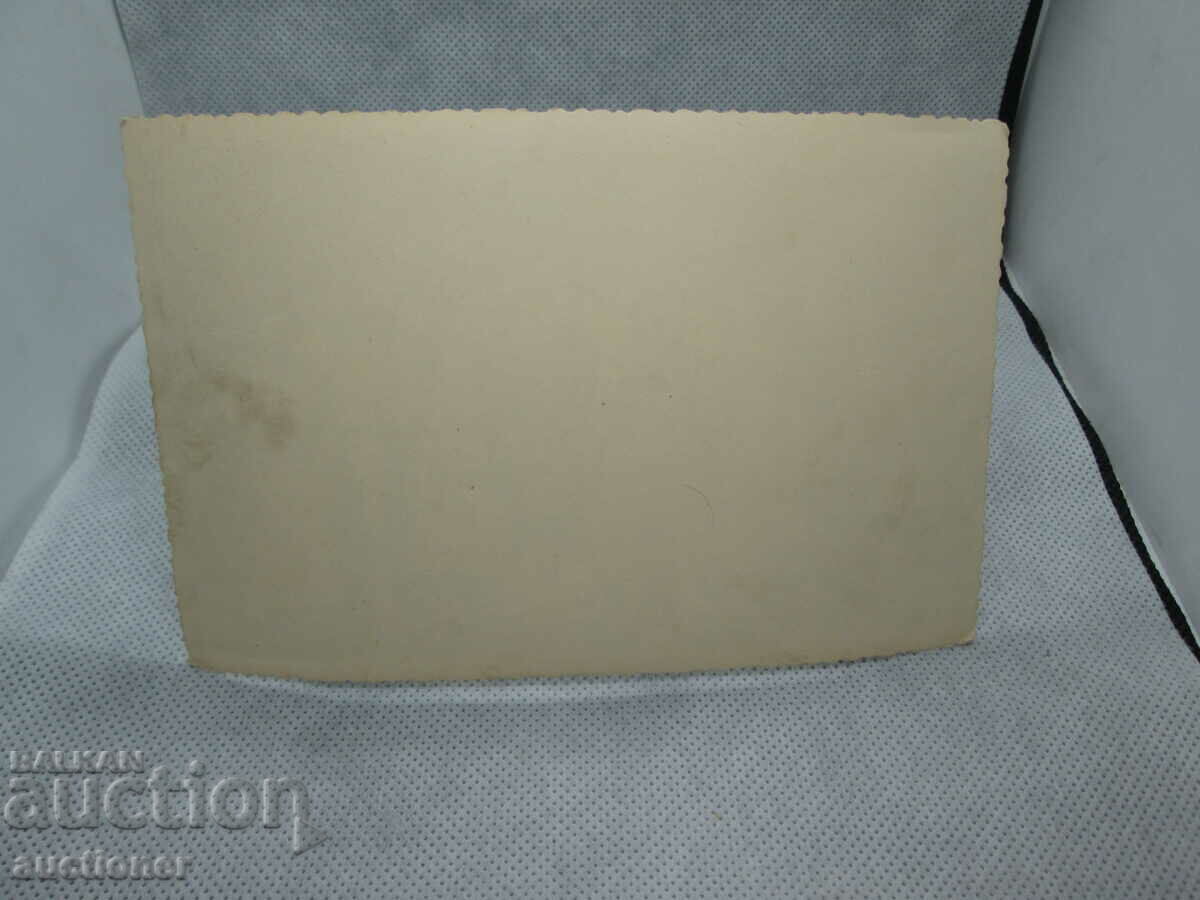 Auction  OLD PHOTO, POP PRIEST AMONG LAYMEN