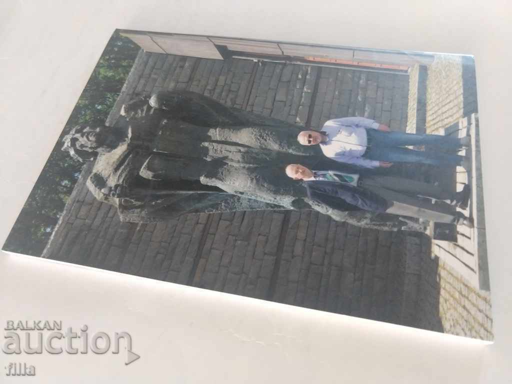 Auction Past, Kn. 4, 2017 Auction Past, Kn. 4, 2017