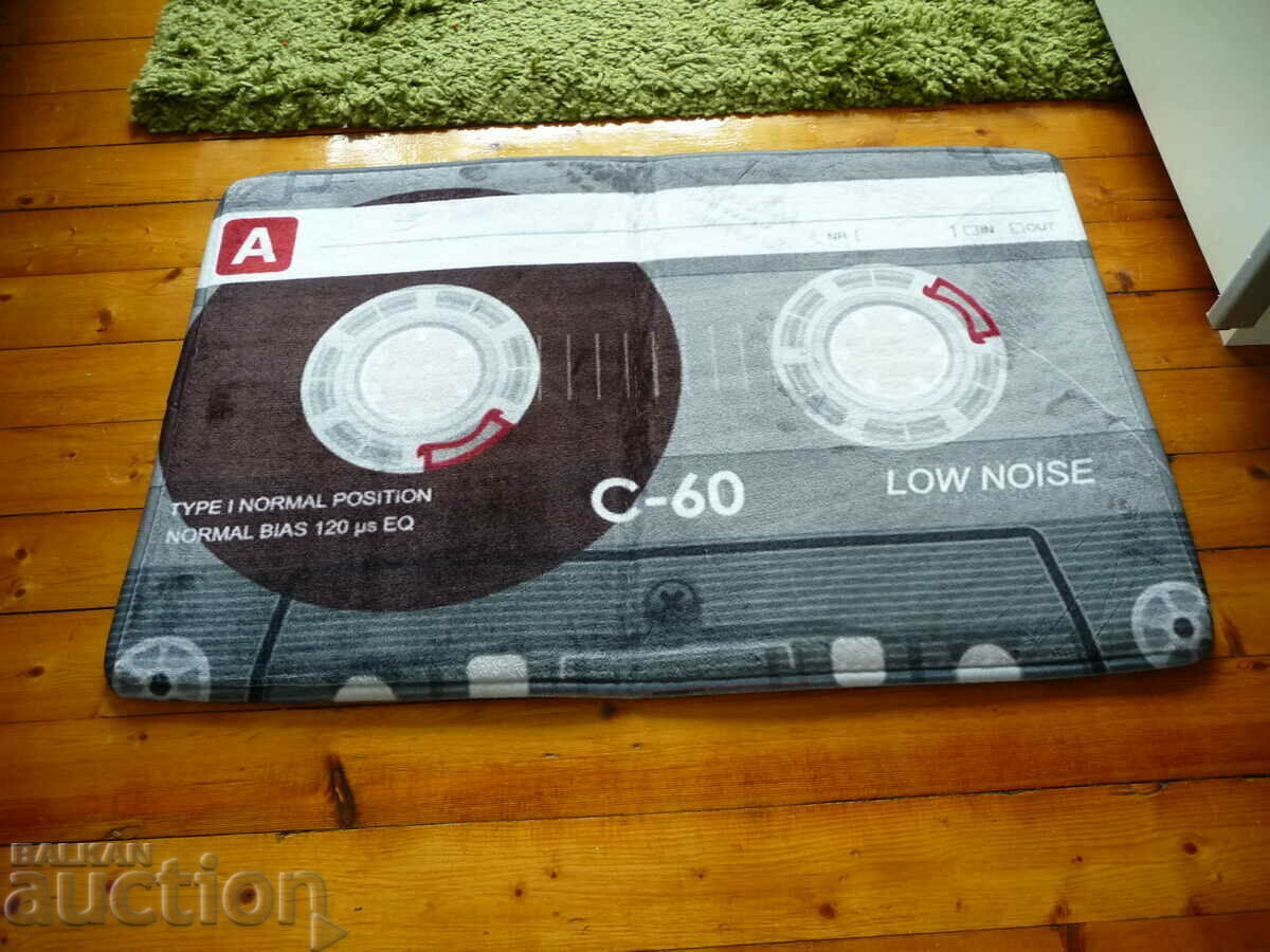 3. Carpet audio cassette audio tape cassette player cassette stereo with price 15.00 BGN | € 7.67 3. Carpet audio cassette audio tape cassette player cassette stereo with price 15.00 BGN | € 7.67
