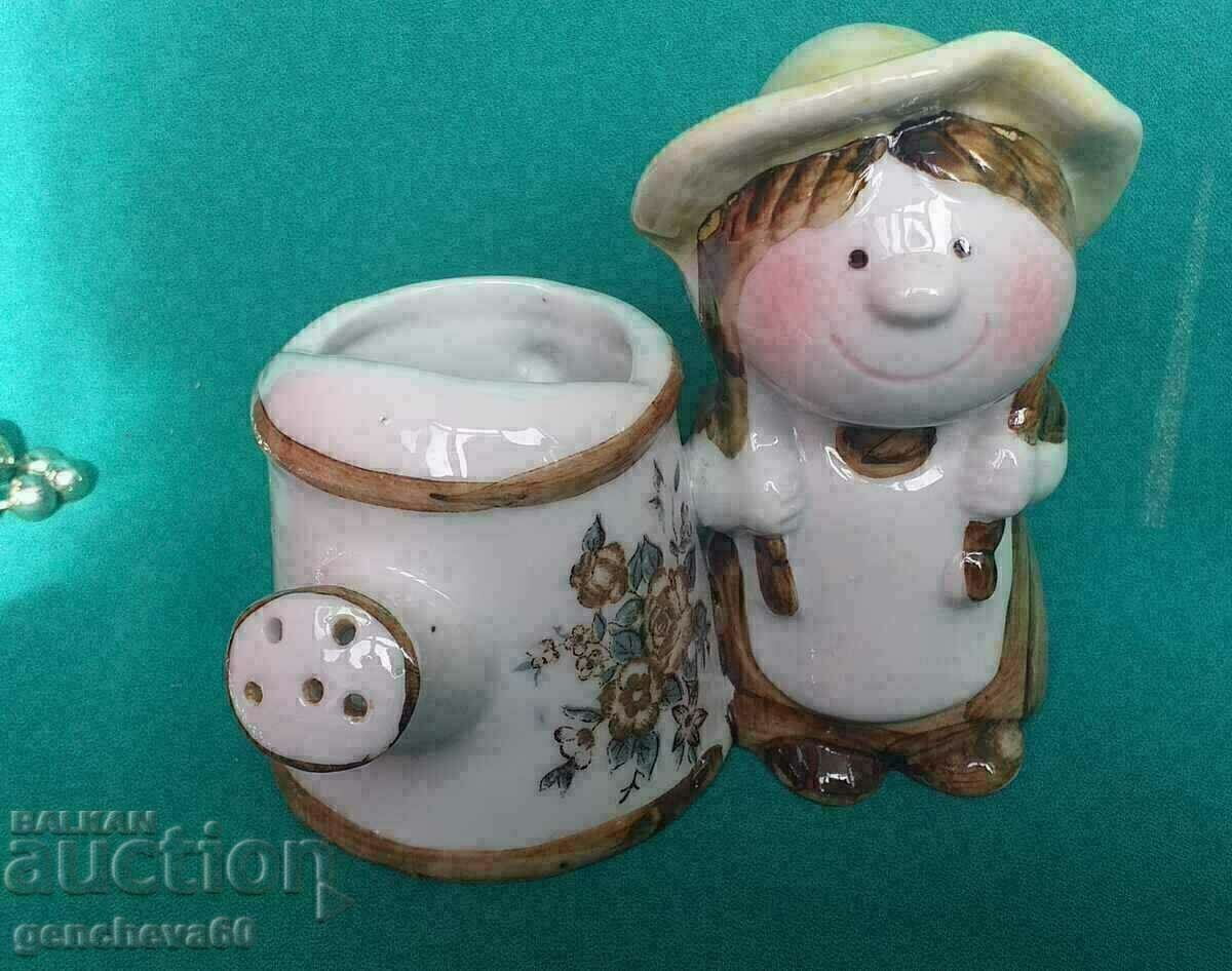 PORCELAIN Figure of a Girl with a watering can with price 12.00 BGN | € 6.14 PORCELAIN Figure of a Girl with a watering can with price 12.00 BGN | € 6.14
