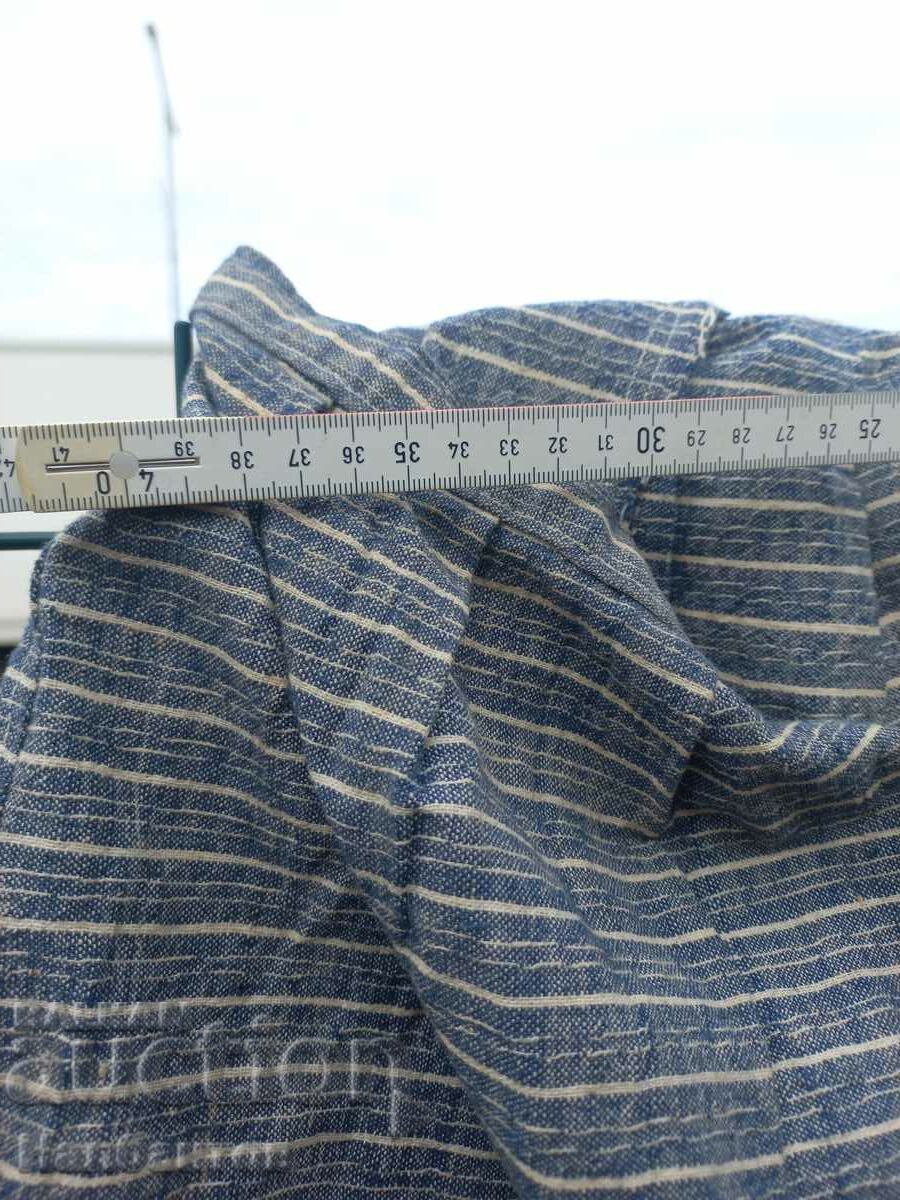 Auction  WEAR OLD SKIRT