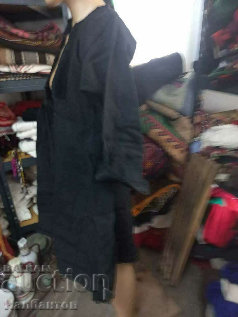 Auction OLD THRACIAN WOMEN'S ALAJA SUKMAN COSTUME Auction OLD THRACIAN WOMEN'S ALAJA SUKMAN COSTUME