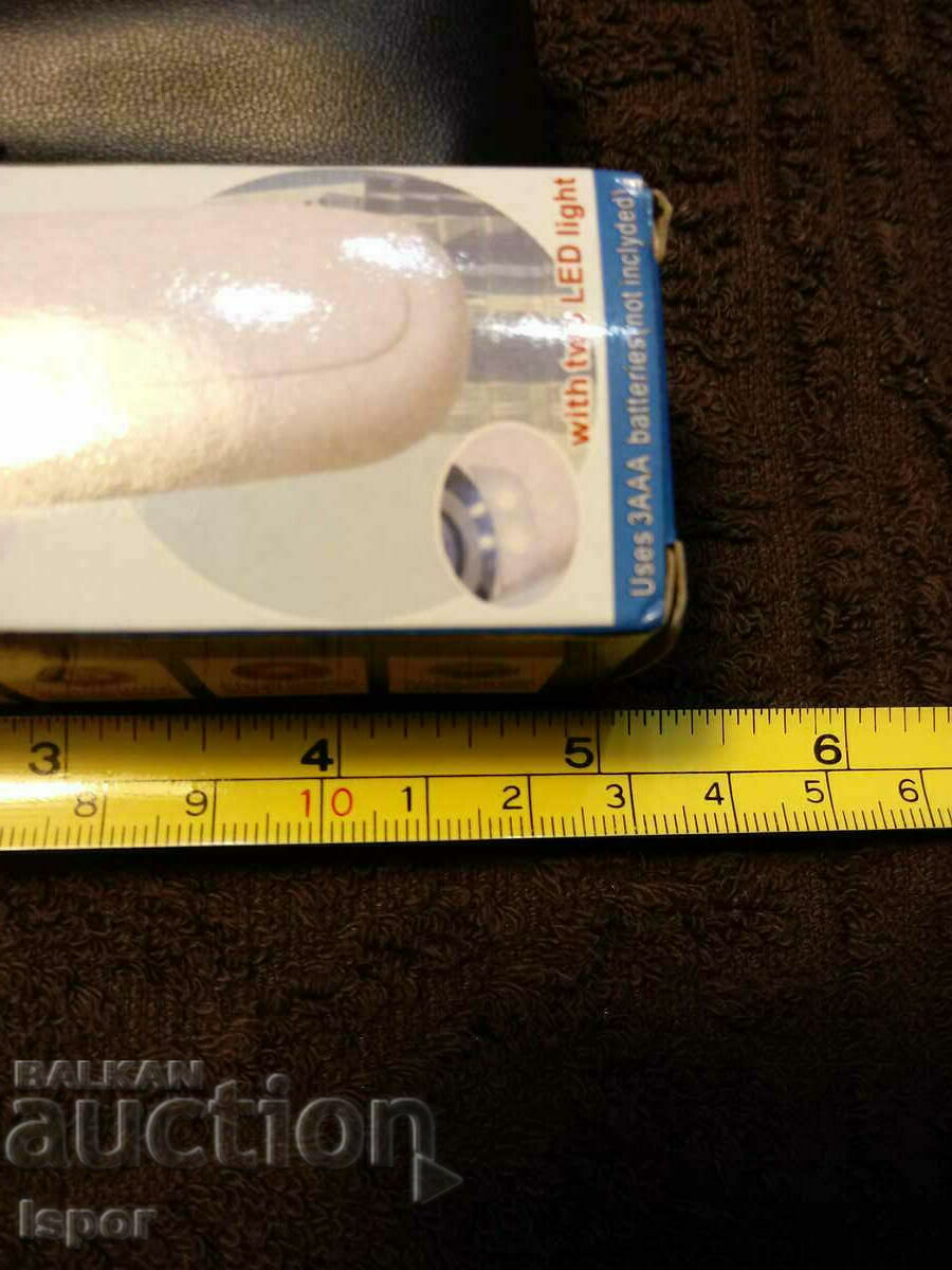 Μεγεθυντικός φακός LED - 7 Μεγεθυντικός φακός LED - 7