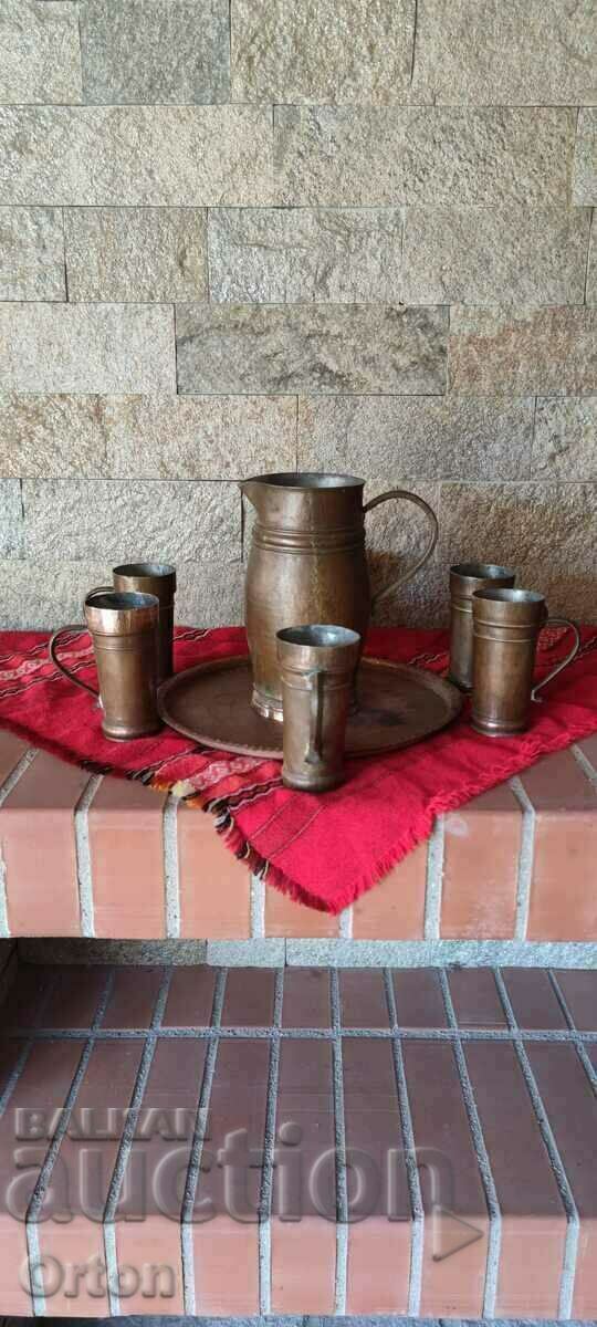 Livrarea Serviciu de vin de cupru forjat de modă veche Livrarea Serviciu de vin de cupru forjat de modă veche