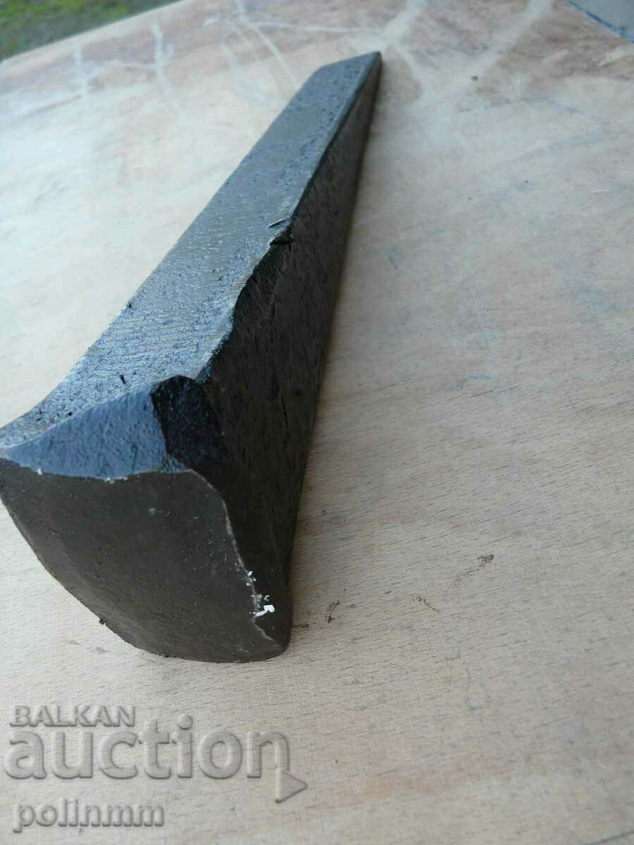 Auction Old forged wood splitting dagger Auction Old forged wood splitting dagger