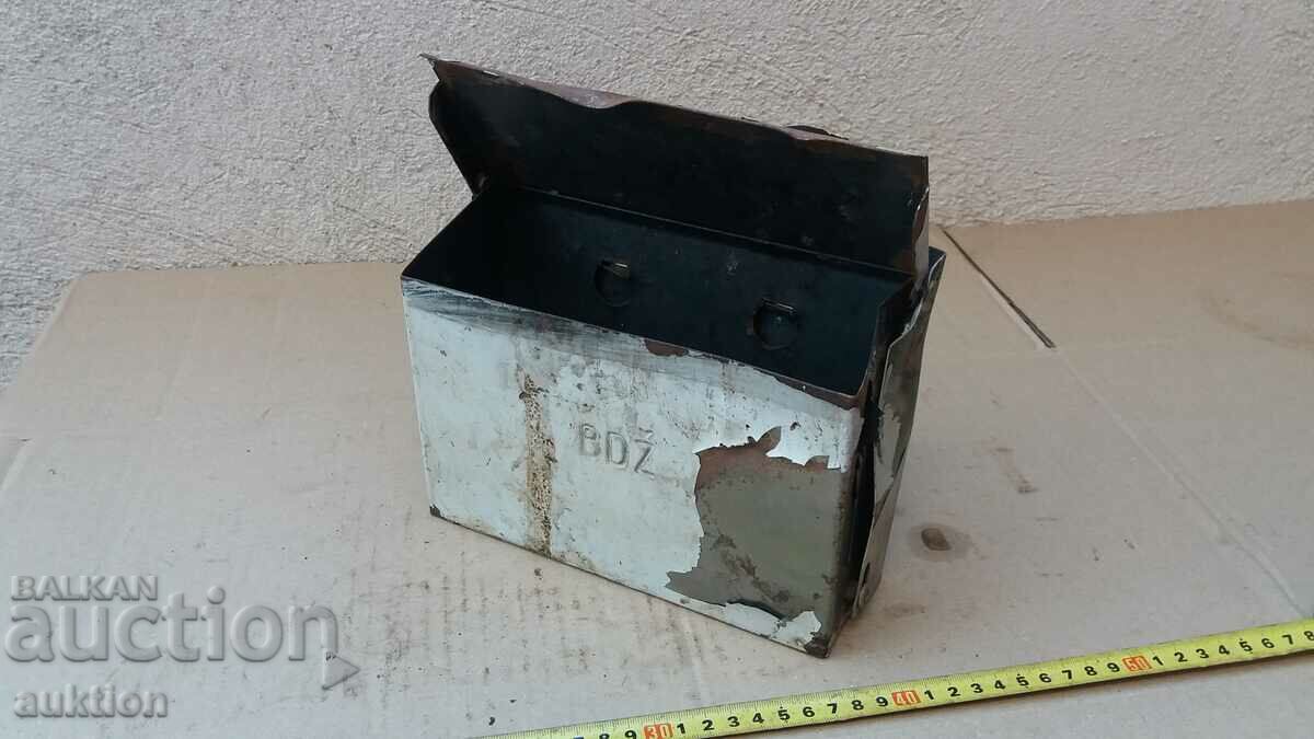 Auction  BDZ - SOC. WALL ASHTRAY REMOVED