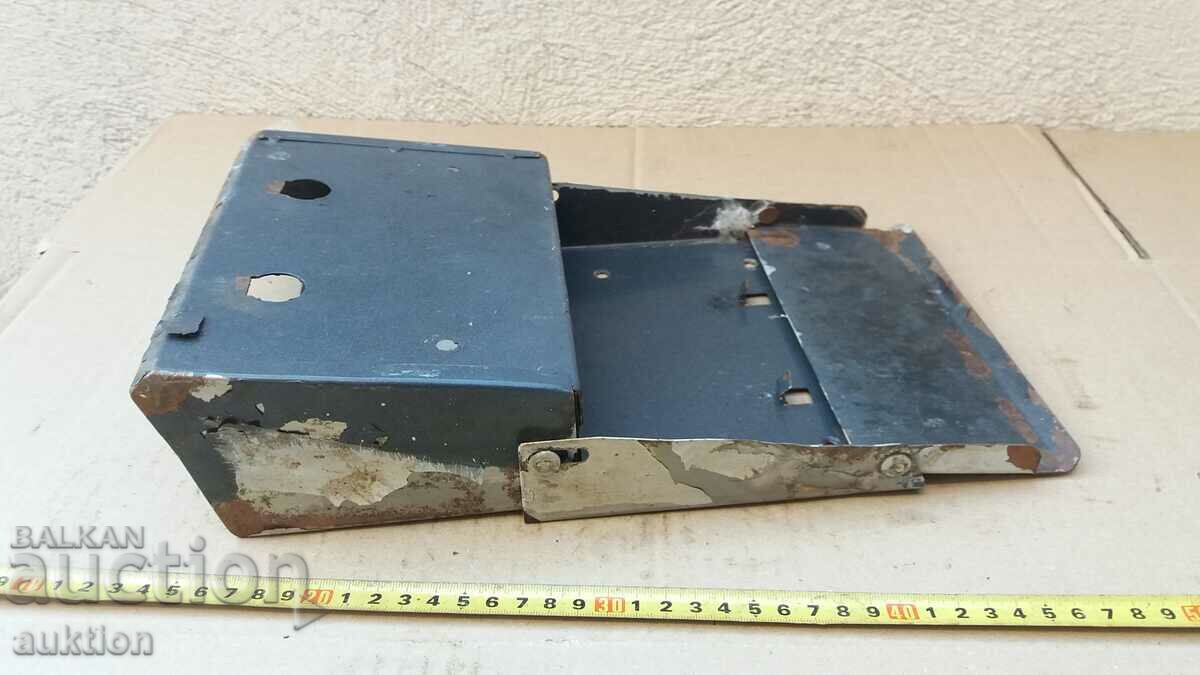Delivery of BDZ - SOC. WALL ASHTRAY REMOVED