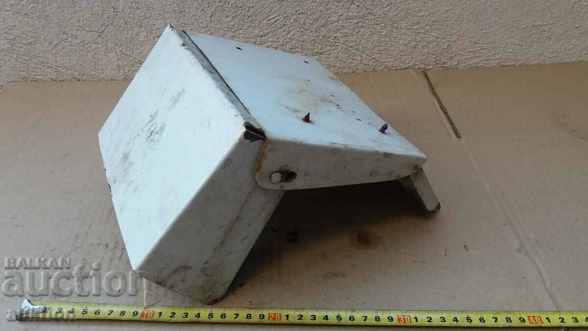 BDZ - SOC. REMOVABLE WALL ASHTRAY 2 - 7